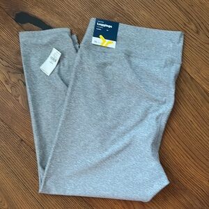 ❌SOLD❌ NWT Old Navy Women’s Petite X-Large Leggings